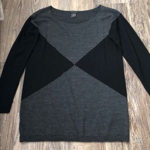 EUC Ann Taylor tunic length sweater